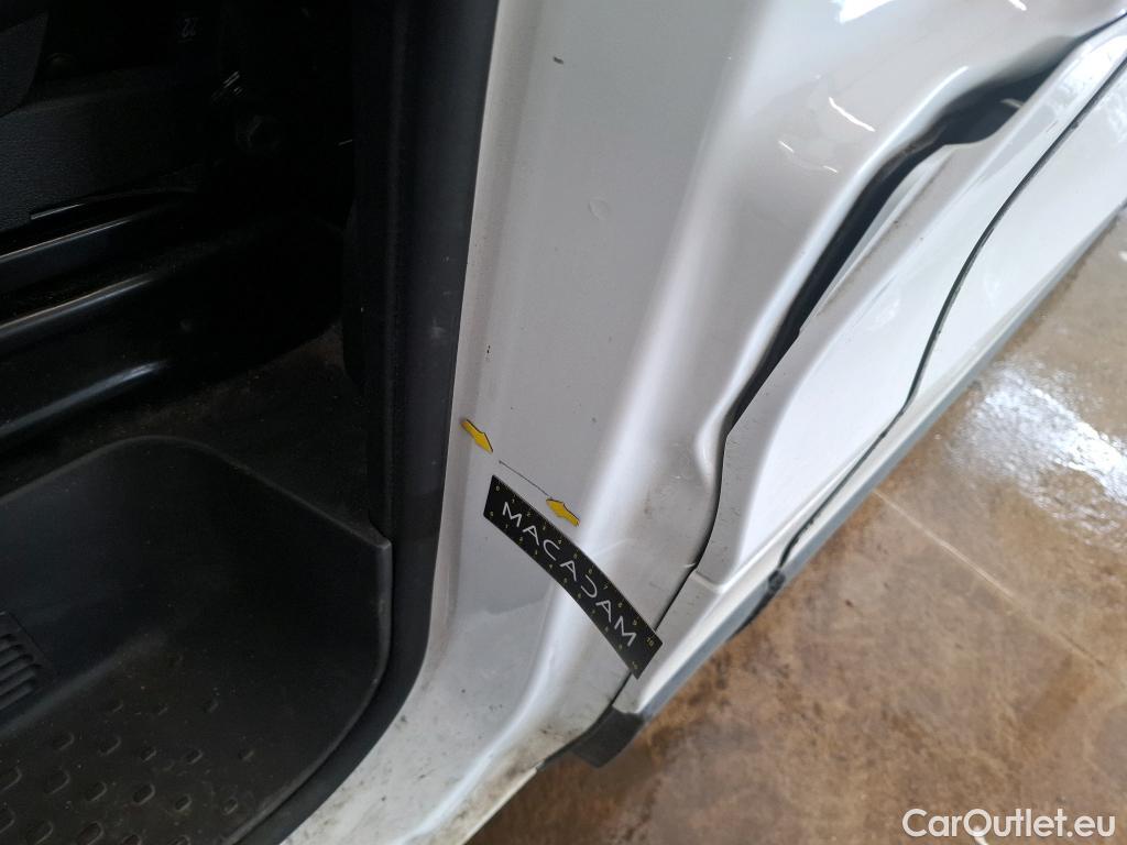  Renault  Trafic  Fourgon L2H1 3T Grand Confort 2.0 dCi 130CV BVM6 E6d #76