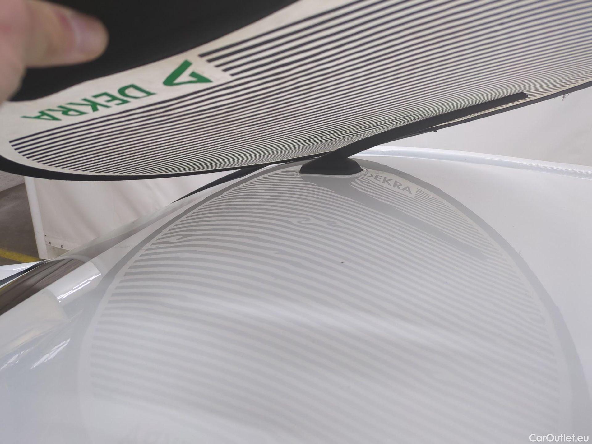  Renault  Trafic RENAULT  / 2021 / 4P / Fourgon tôlé FG GCF L1H1 3T Blue dCi 130 #18