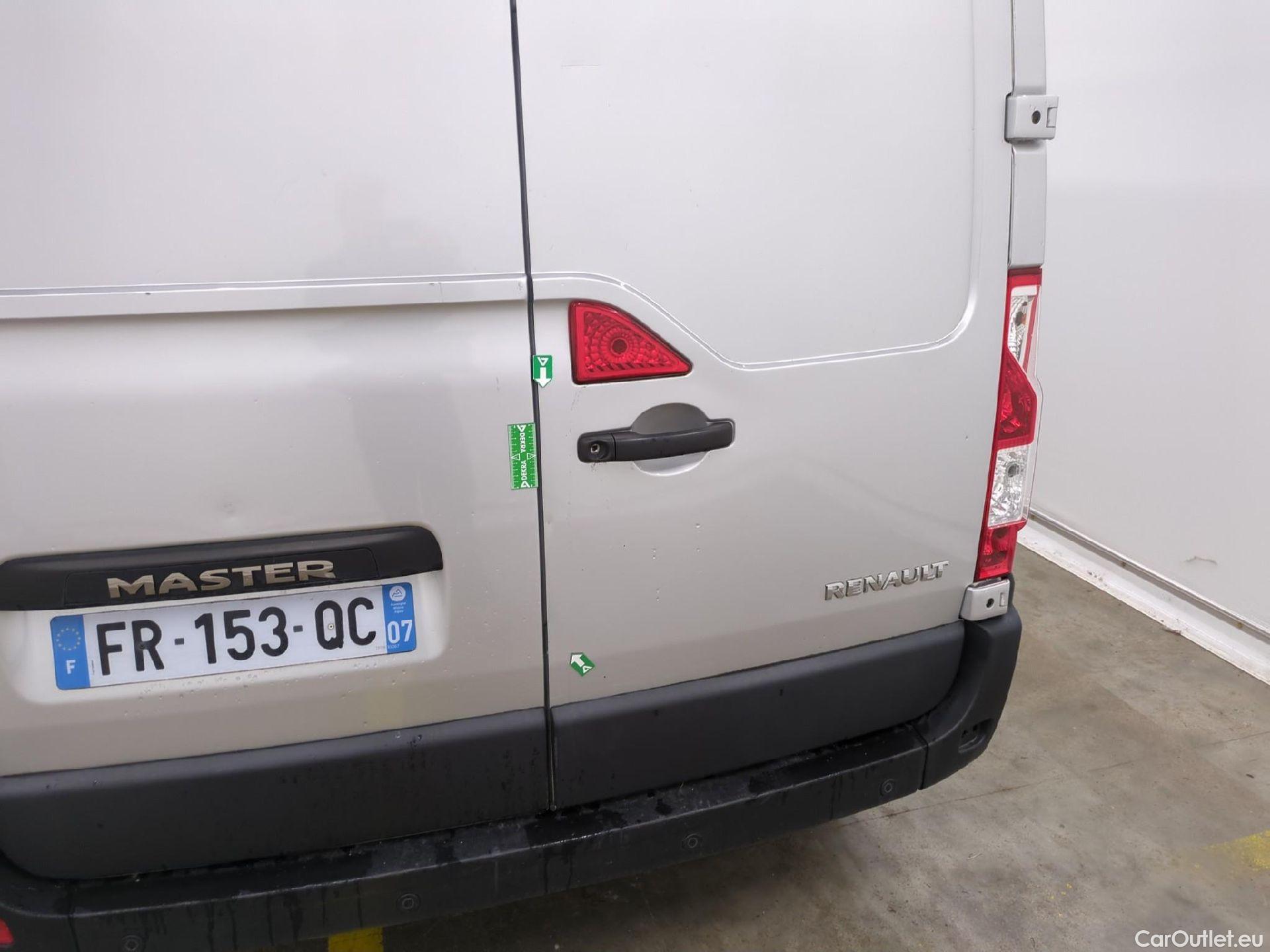  Renault  Master RENAULT  / 2014 / 4P / Fourgon tôlé &FG GCf Trac F2800 L1H1 dCi 110 S&S Euro6 #11