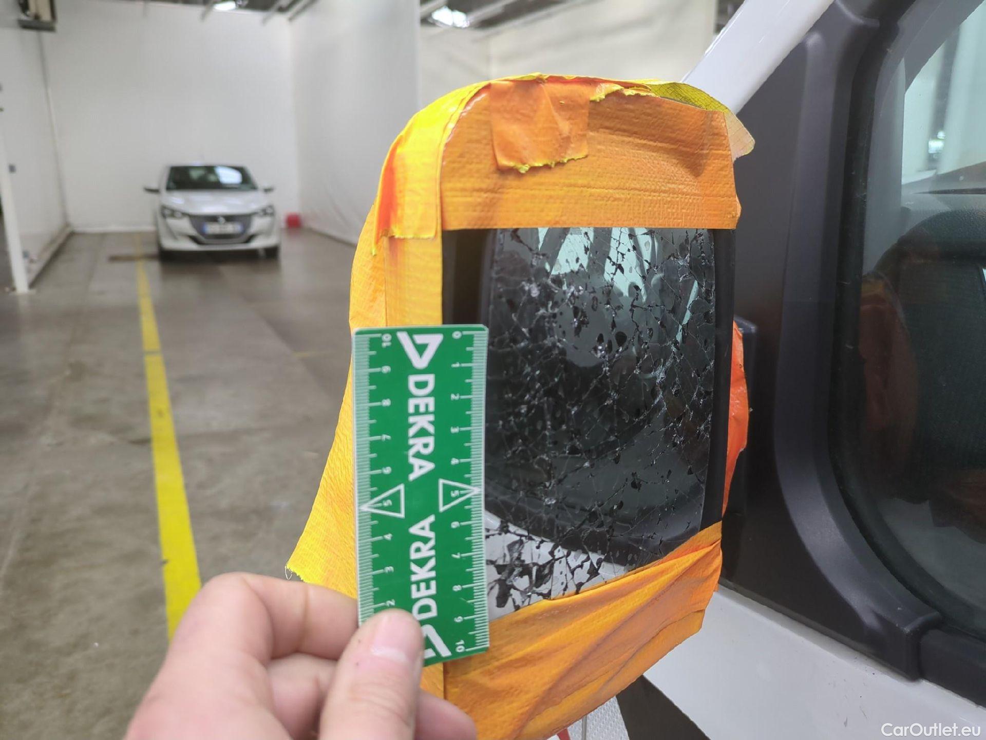  Renault  Trafic RENAULT  / 2021 / 4P / Fourgon tôlé FG GCF L1H1 3T Blue dCi 130 #9