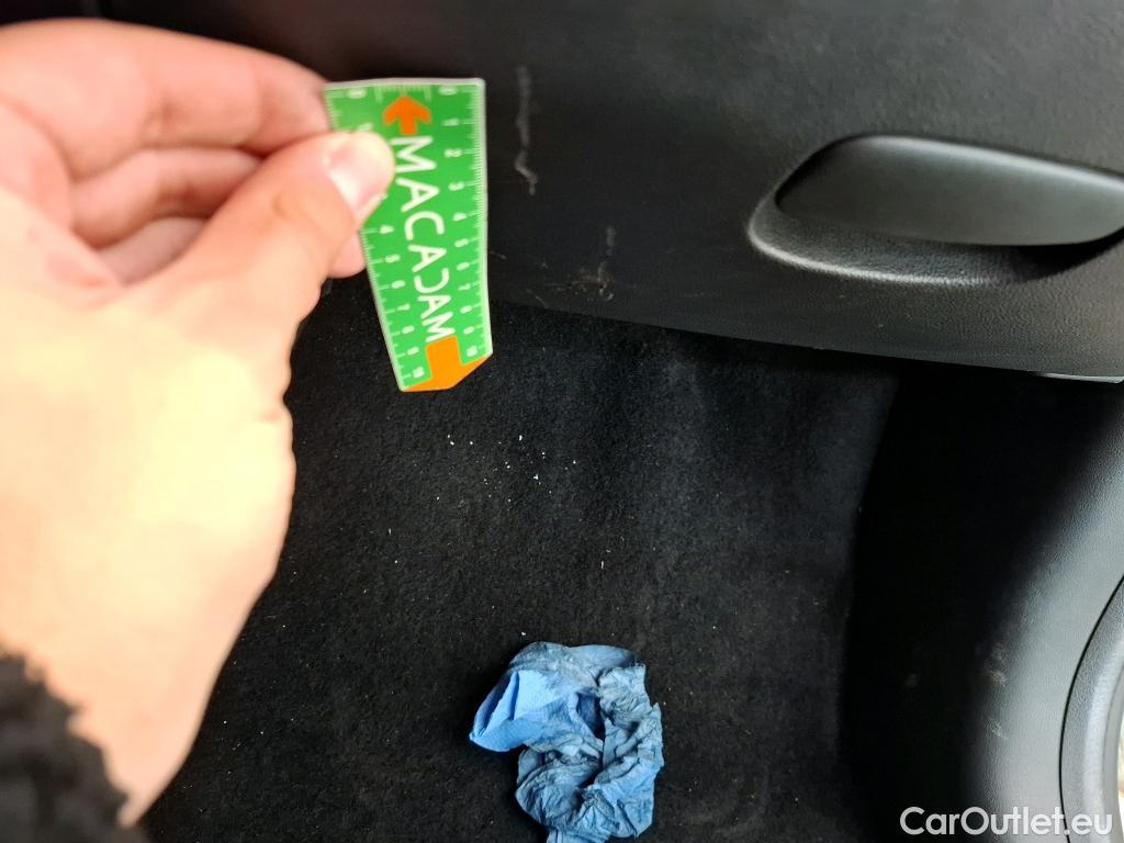  Renault  Clio  IV Air MediaNav 1.5 dCi 75CV BVM5 E6 #30