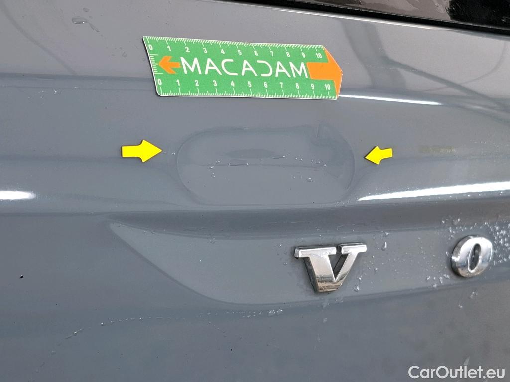  Volvo  XC 40 XC40 Momentum 2WD 2.0 D3 150CV BVA8 E6dT #2