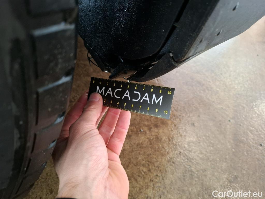  Renault  Trafic  Fourgon L2H1 3T Grand Confort 2.0 dCi 130CV BVM6 E6d #28