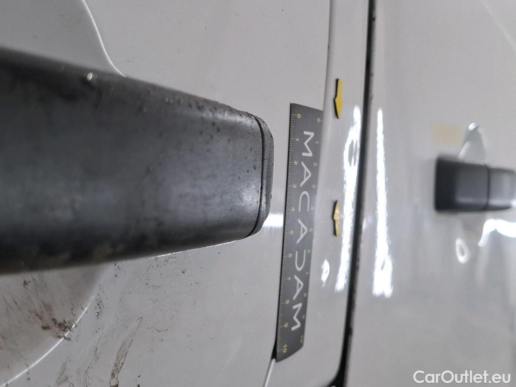  Renault  Trafic  Fourgon L2H1 3T Grand Confort 2.0 dCi 130CV BVM6 E6d #68