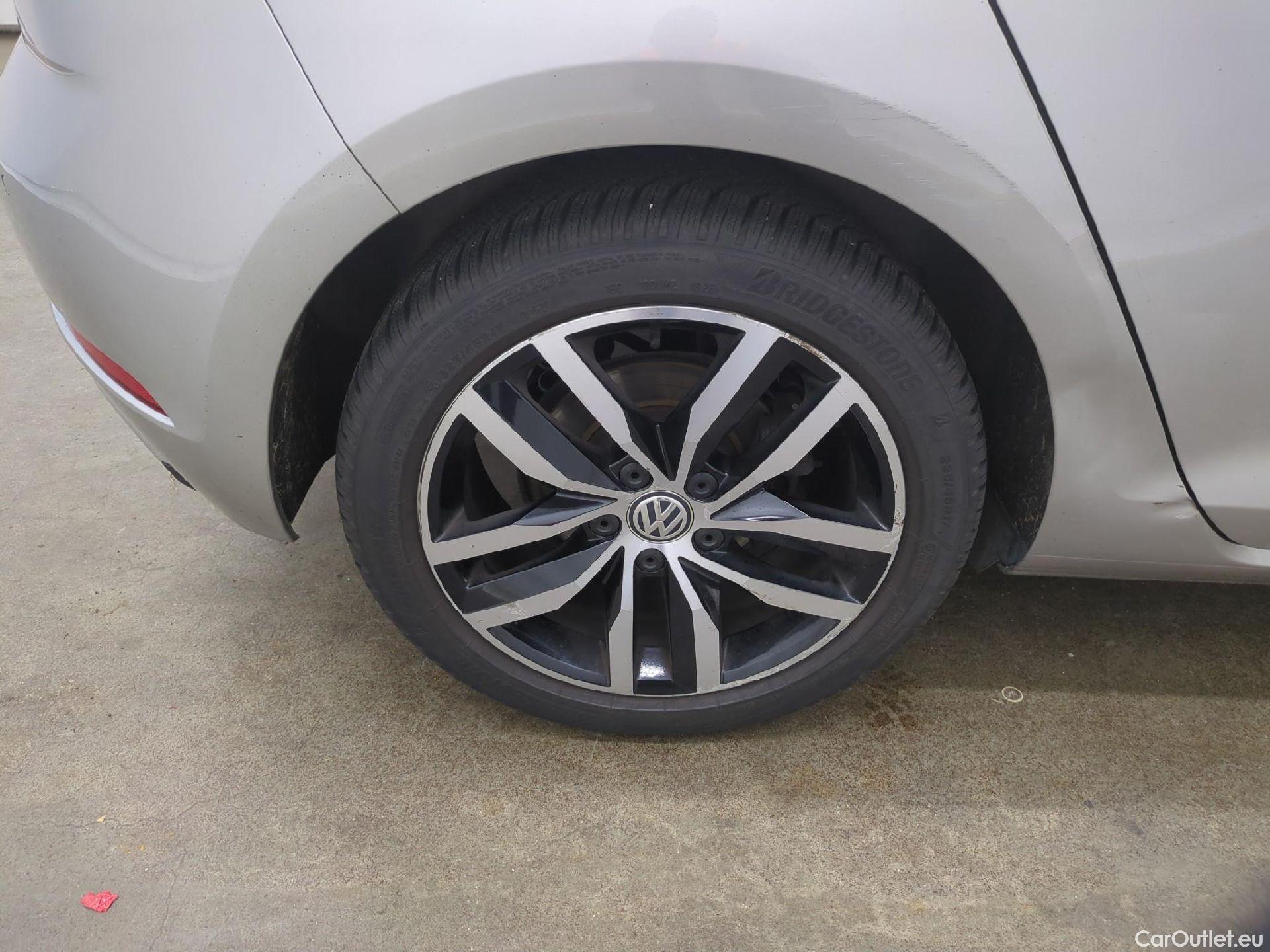  Volkswagen  Golf  VOLKSWAGEN 5p Berline 2.0 TDI 150 BVM6 Carat BMT #14