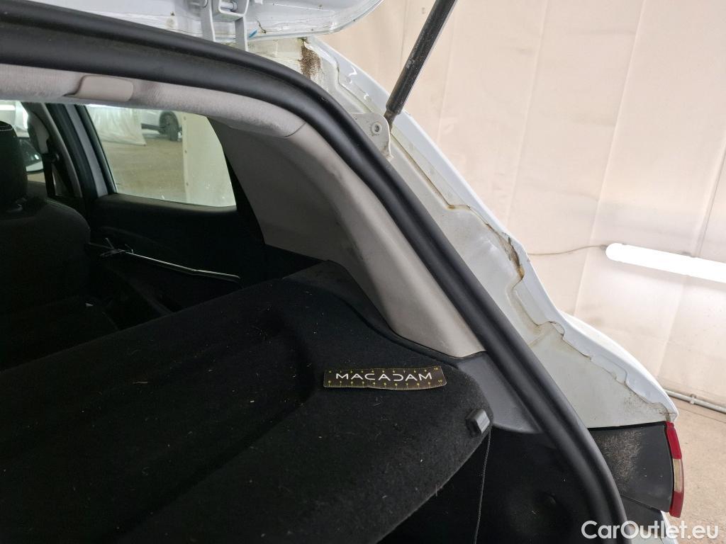  Renault  Clio RENAULT  Société VU 5p Berline Air Medianav dCi 90 - 18 #38