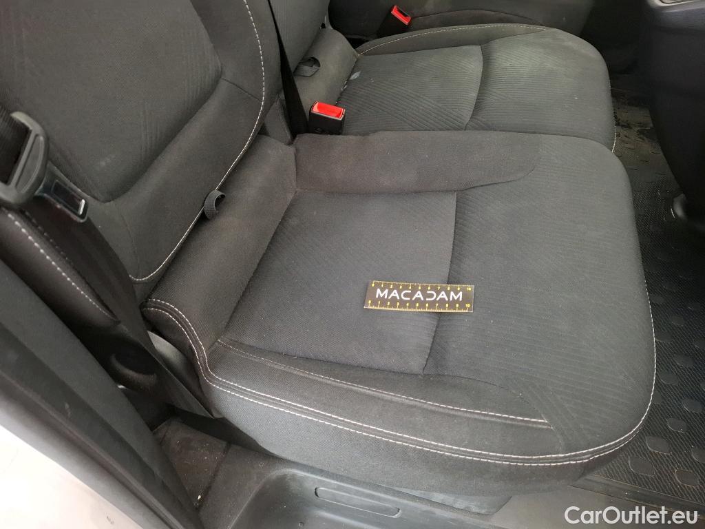  Renault  Trafic  Fourgon L2H1 3T Grand Confort 2.0 dCi 130CV BVM6 E6d #53