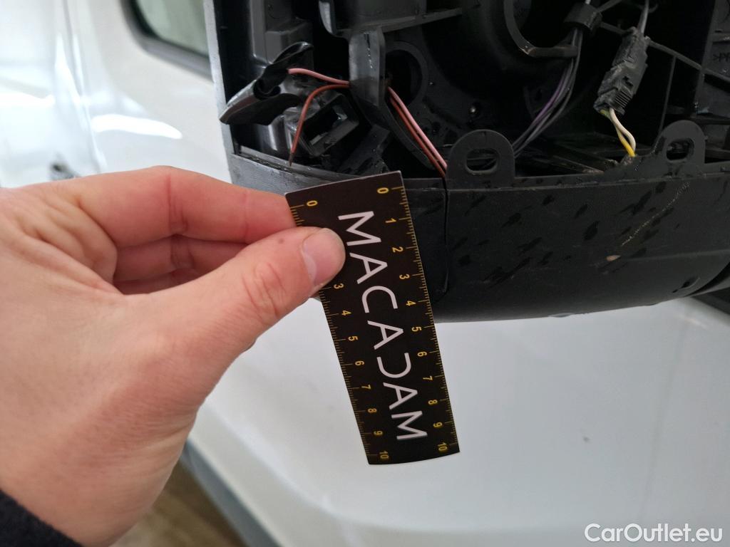  Renault  Trafic  Fourgon L2H1 3T Grand Confort 2.0 dCi 130CV BVM6 E6d #12