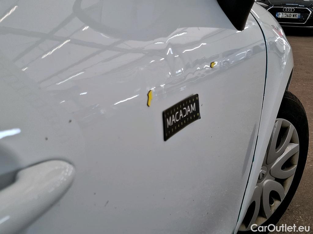  Renault  Clio  IV Air MediaNav 1.5 dCi 75CV BVM5 E6 #2