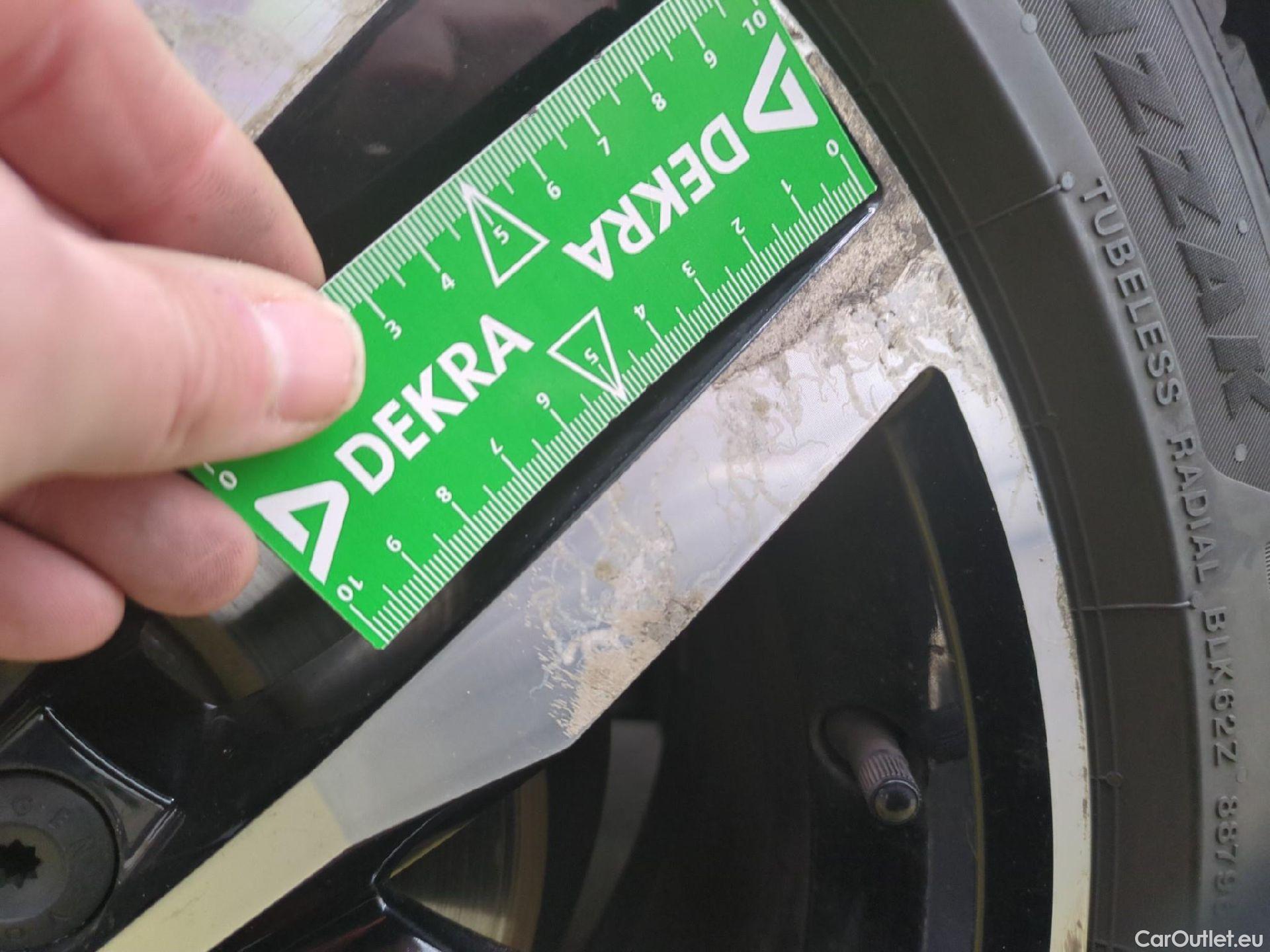  Volkswagen  Golf  VOLKSWAGEN 5p Berline 2.0 TDI 150 BVM6 Carat BMT #5