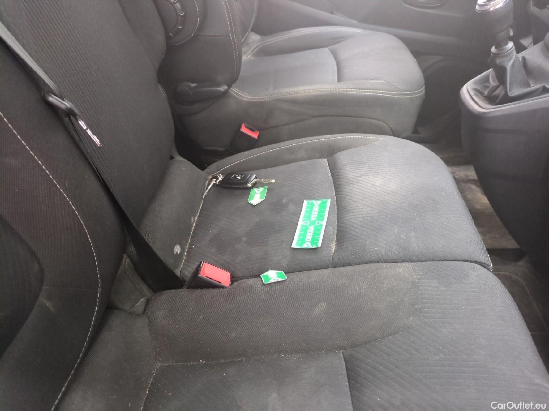  Renault  Trafic RENAULT  / 2021 / 4P / Fourgon tôlé FG GCF L1H1 3T Blue dCi 130 #43