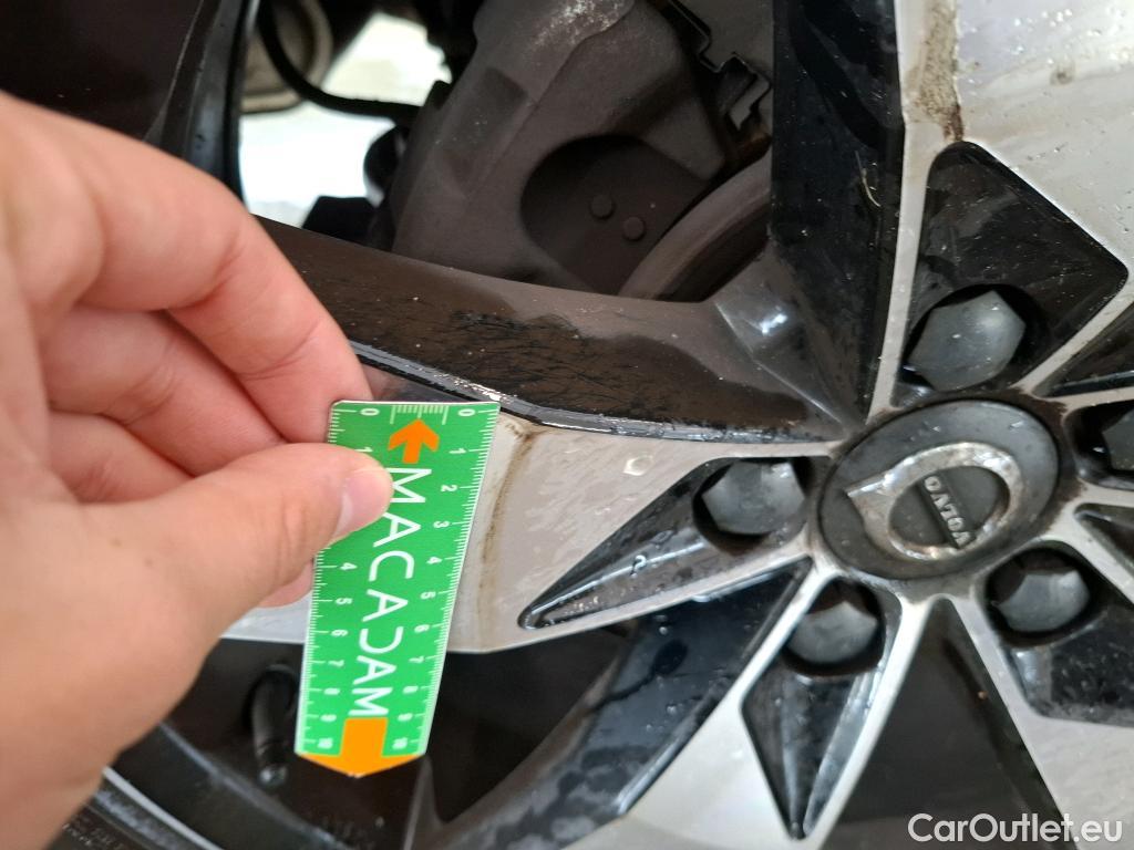  Volvo  XC 40 XC40 Momentum 2WD 2.0 D3 150CV BVA8 E6dT #14