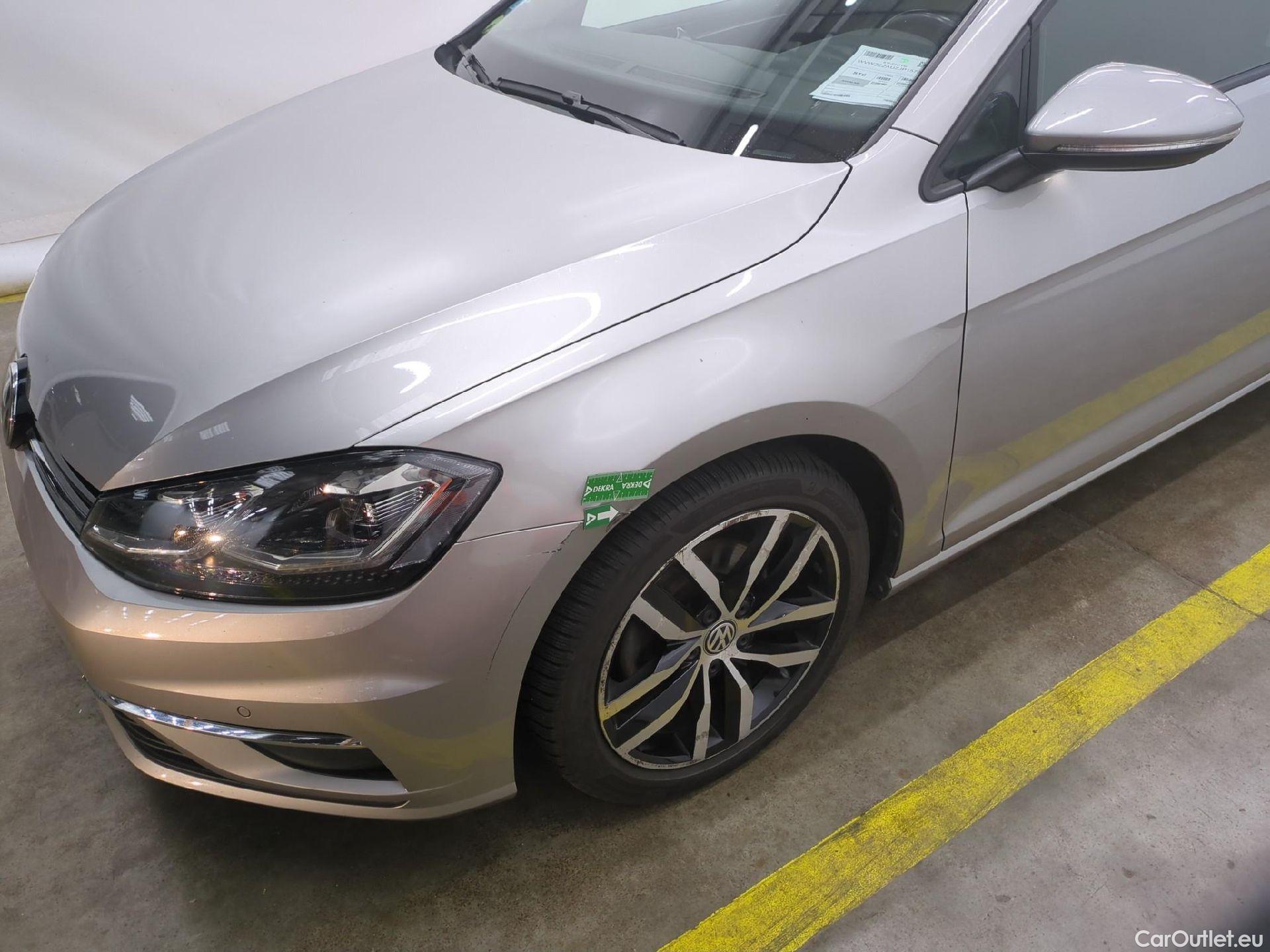  Volkswagen  Golf  VOLKSWAGEN 5p Berline 2.0 TDI 150 BVM6 Carat BMT #31