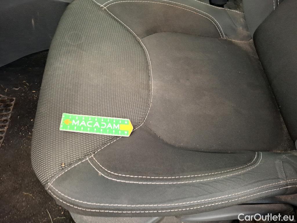  Renault  Clio  IV Air MediaNav 1.5 dCi 75CV BVM5 E6 #16