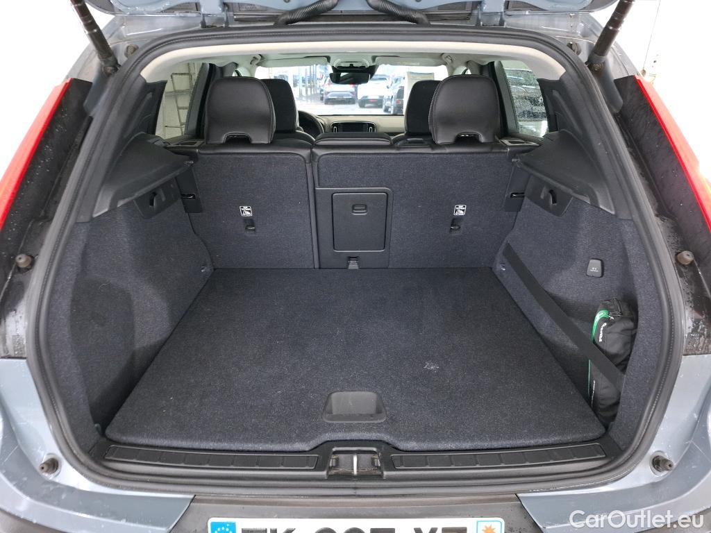  Volvo  XC 40 XC40 Momentum 2WD 2.0 D3 150CV BVA8 E6dT #5