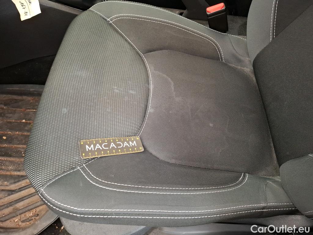  Renault  Clio  IV Air MediaNav 1.5 dCi 75CV BVM5 E6 #14