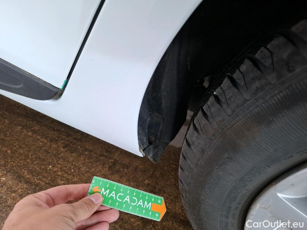  Renault  Clio  IV Air MediaNav 1.5 dCi 75CV BVM5 E6 #25