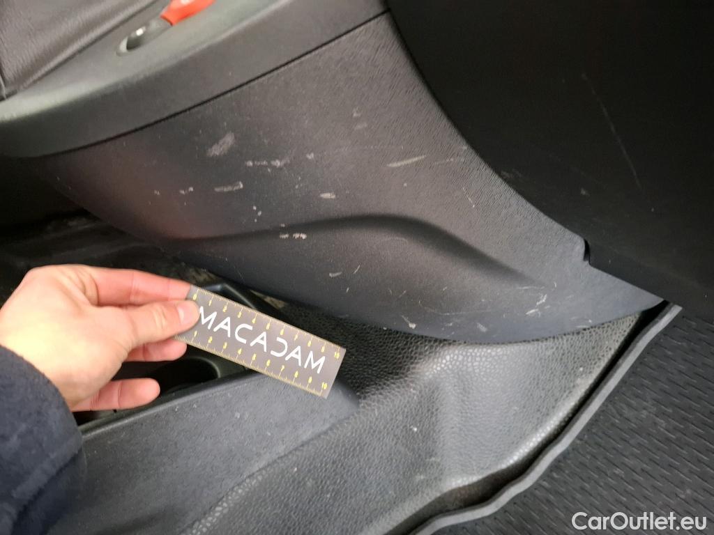  Renault  Kangoo  Express Extra (Série Spéciale) 1.5 dCi 90CV BVM5 E6 #15