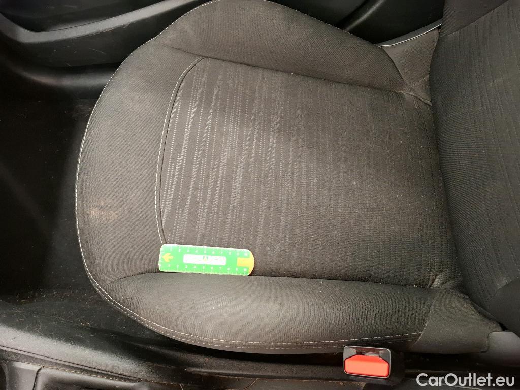  Peugeot  208  Affaire Premium 1.6 HDi 75CV BVM5 E6 #75