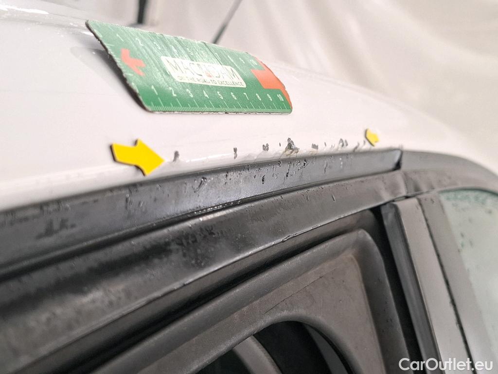  Peugeot  208  Affaire Premium 1.6 HDi 75CV BVM5 E6 #45