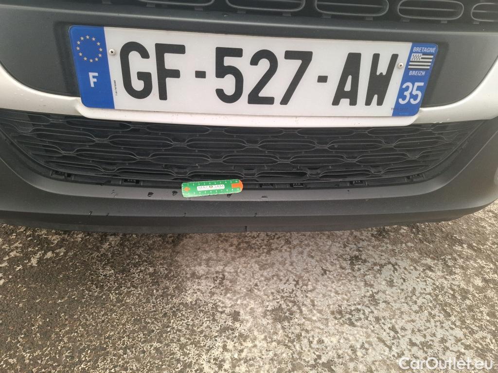  Citroen  C3  Société Feel Business R 1.2 PureTech 80CV BVM5 E6d #3