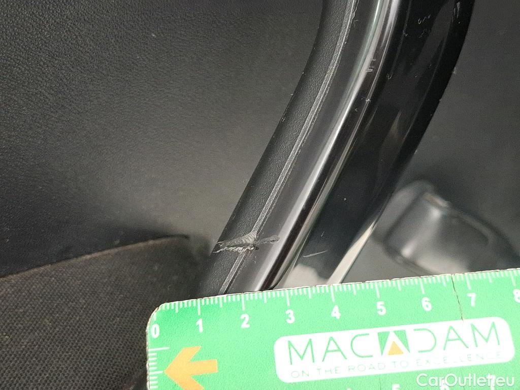  Peugeot  208  Affaire Premium 1.6 HDi 75CV BVM5 E6 #67