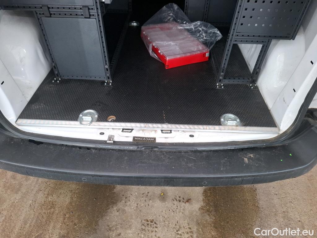  Citroen  Jumpy  Fourgon Club M 2.0 BlueHDi 120CV BVM6 E6d #48