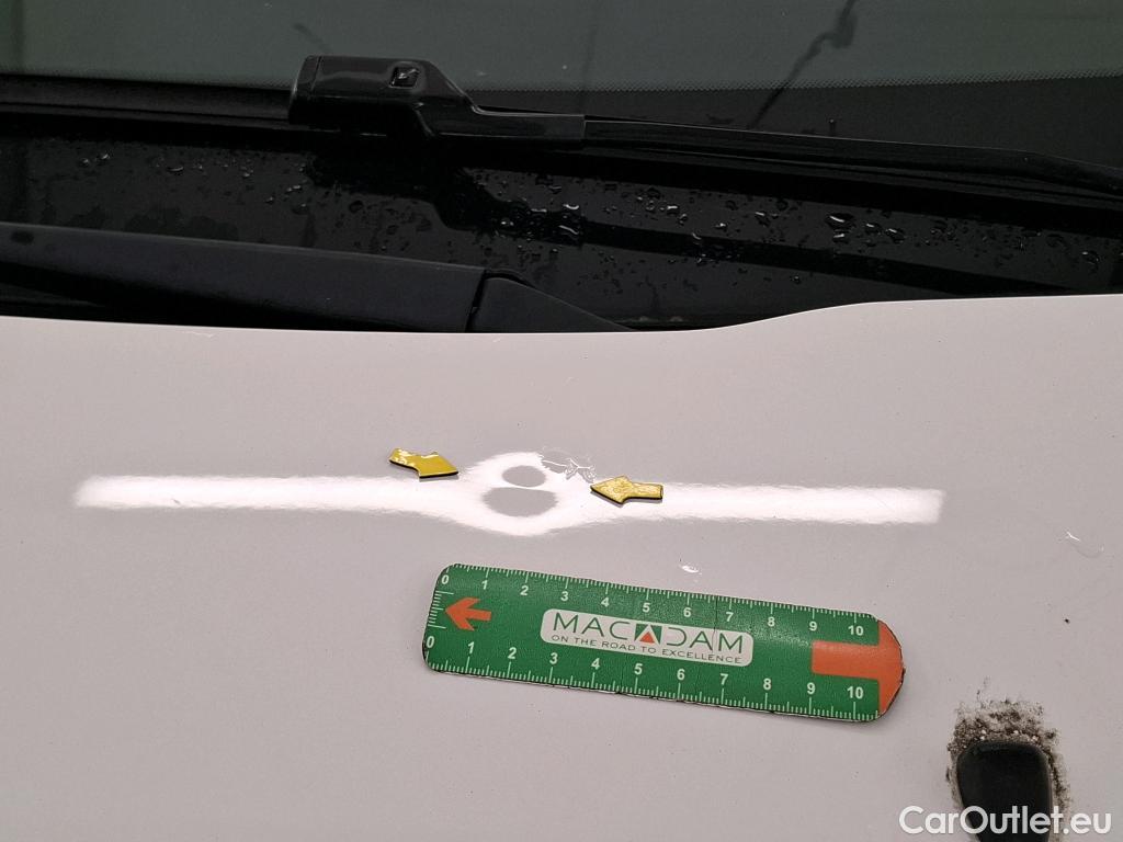  Peugeot  208  Affaire Premium 1.6 HDi 75CV BVM5 E6 #6