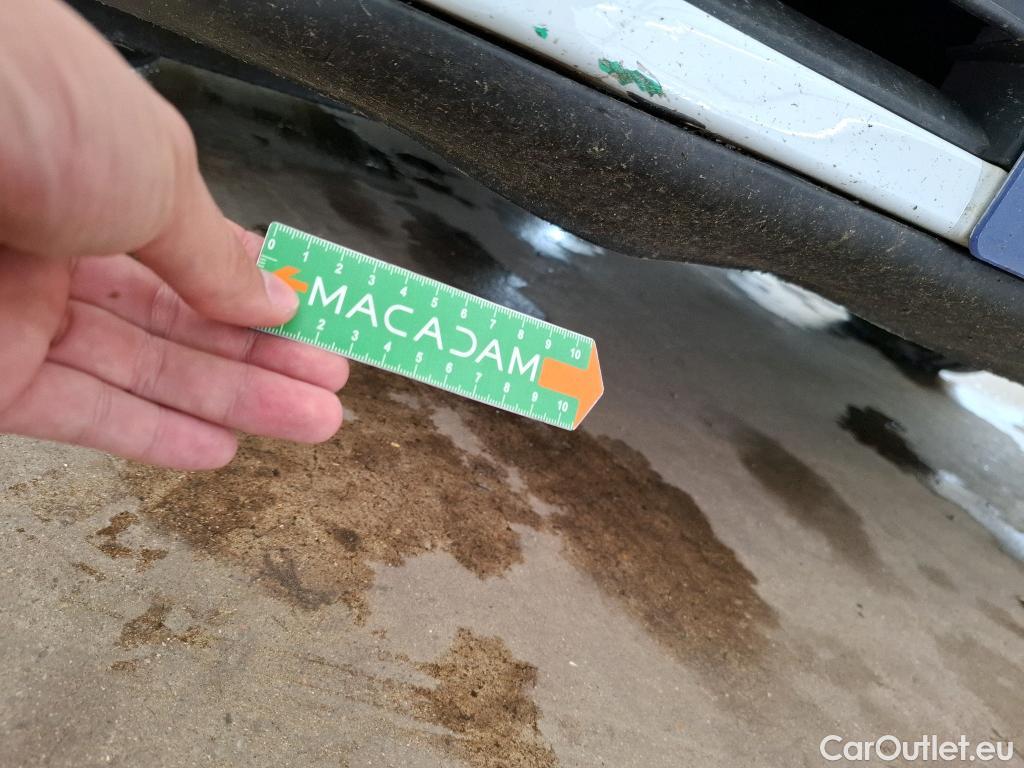  Renault  Clio  IV Air MediaNav 1.5 dCi 75CV BVM5 E6 #38