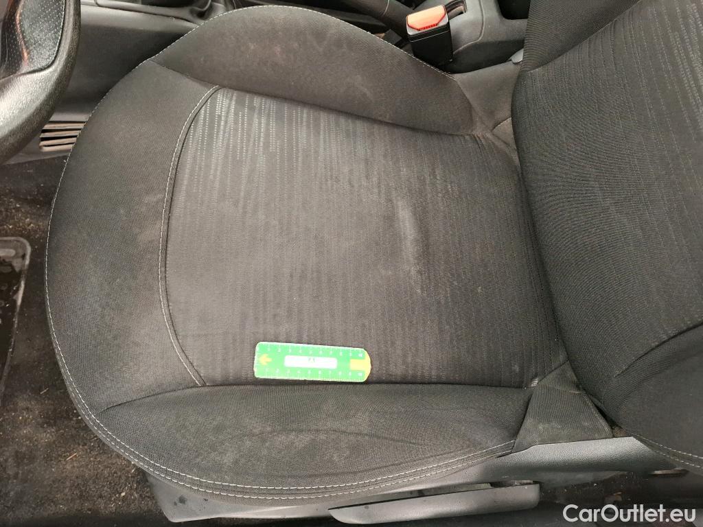  Peugeot  208  Affaire Premium 1.6 HDi 75CV BVM5 E6 #76