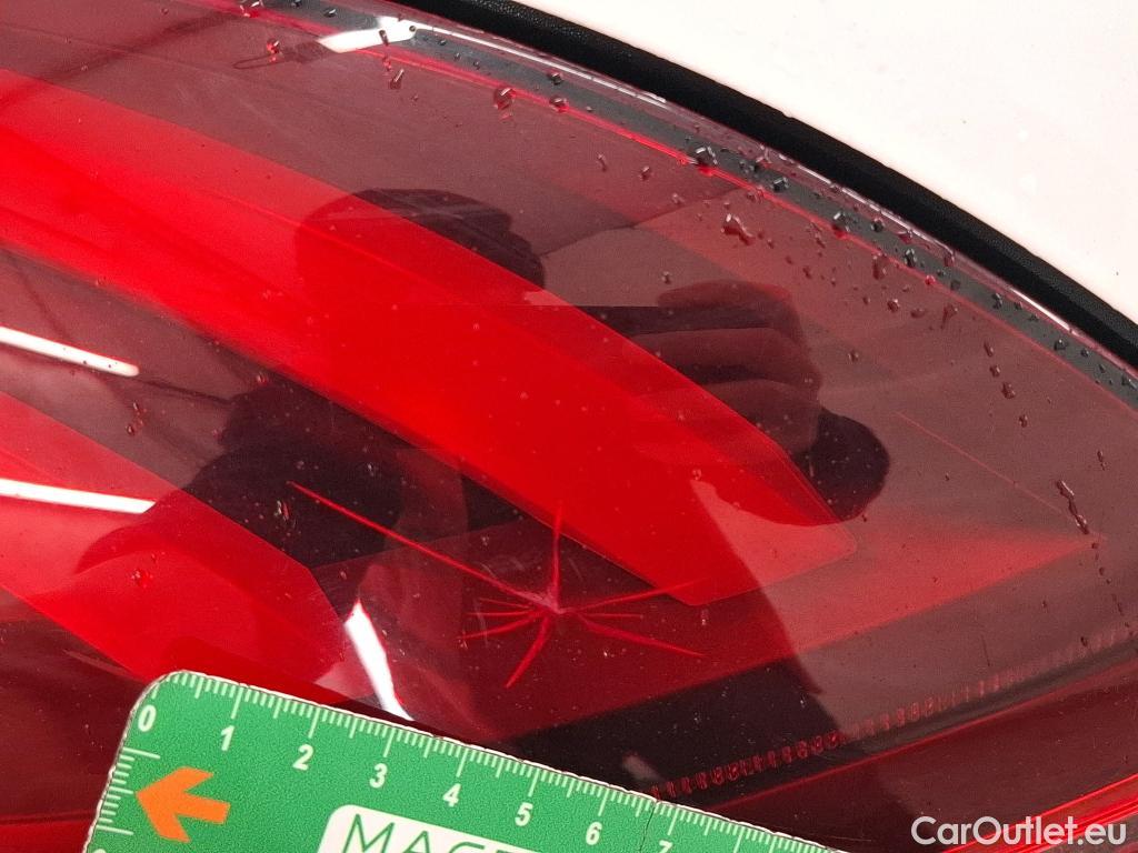  Peugeot  208  Affaire Premium 1.6 HDi 75CV BVM5 E6 #52