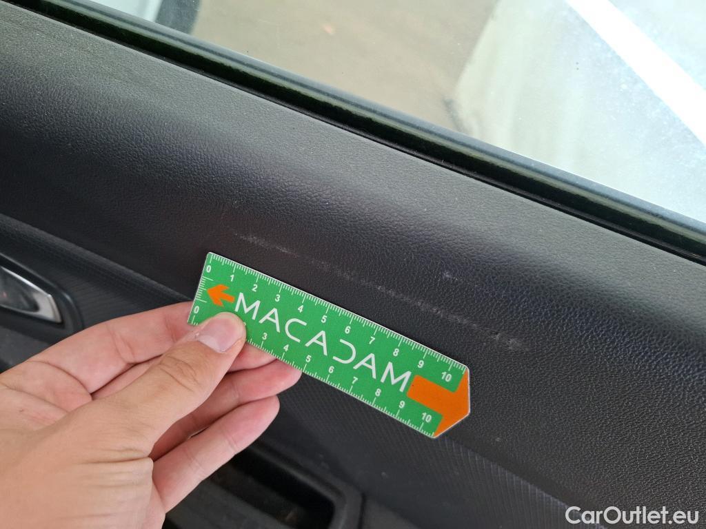  Renault  Clio  IV Air MediaNav 1.5 dCi 75CV BVM5 E6 #53