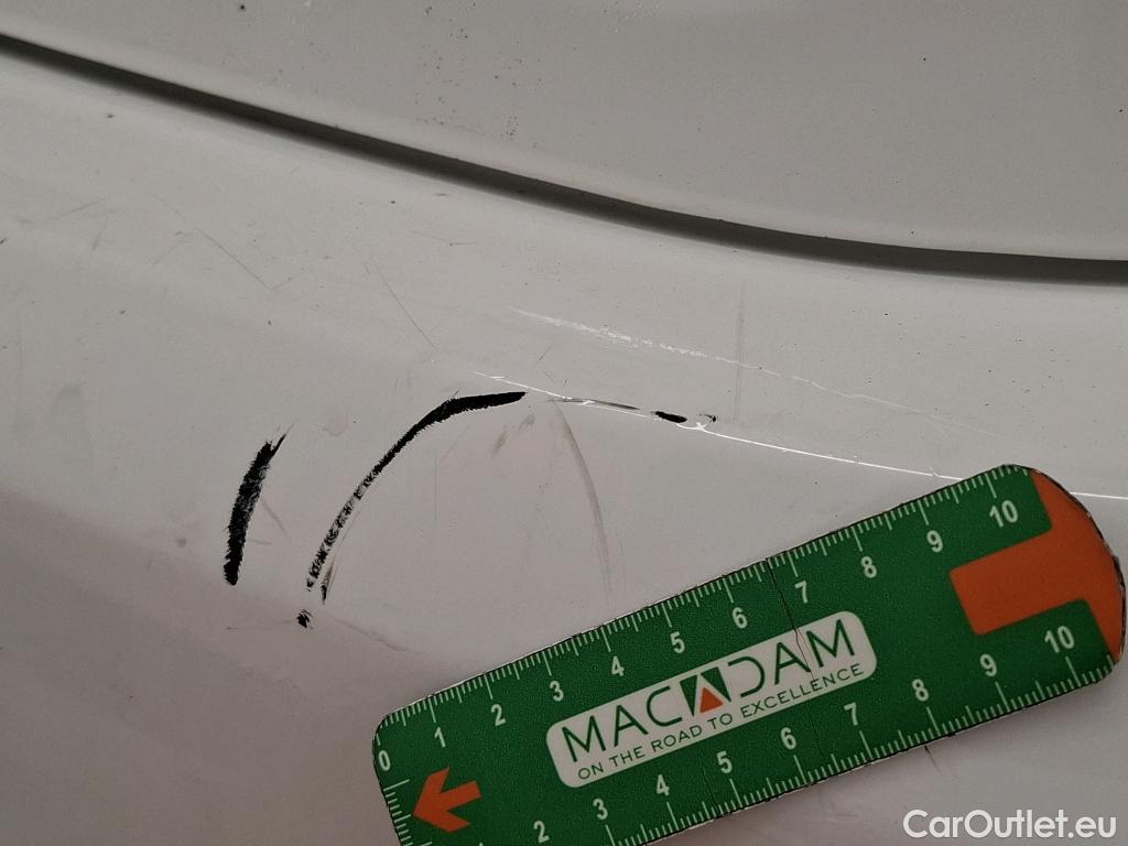  Peugeot  208  Affaire Premium 1.6 HDi 75CV BVM5 E6 #27