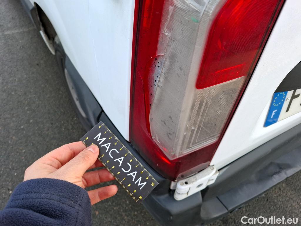  Opel  Movano  B Fourgon/Combi Fourgon Moyen L2H2 3 5t turbo 135CV BVM6 E6dT #80