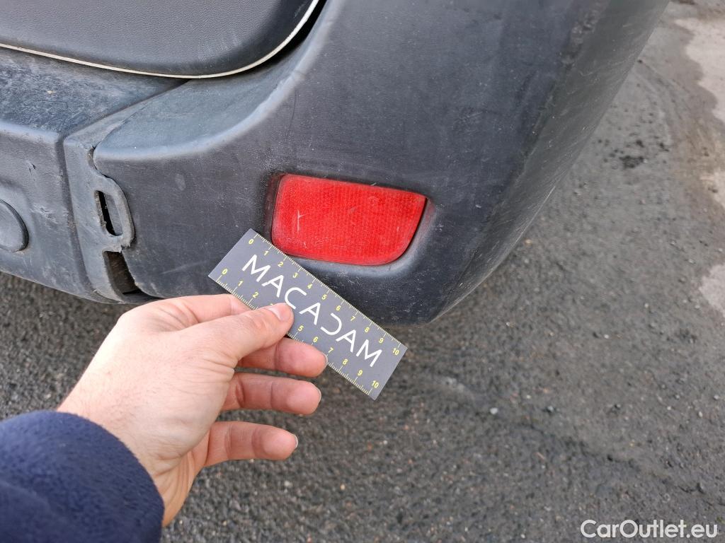  Opel  Movano  B Fourgon/Combi Fourgon Moyen L2H2 3 5t turbo 135CV BVM6 E6dT #132