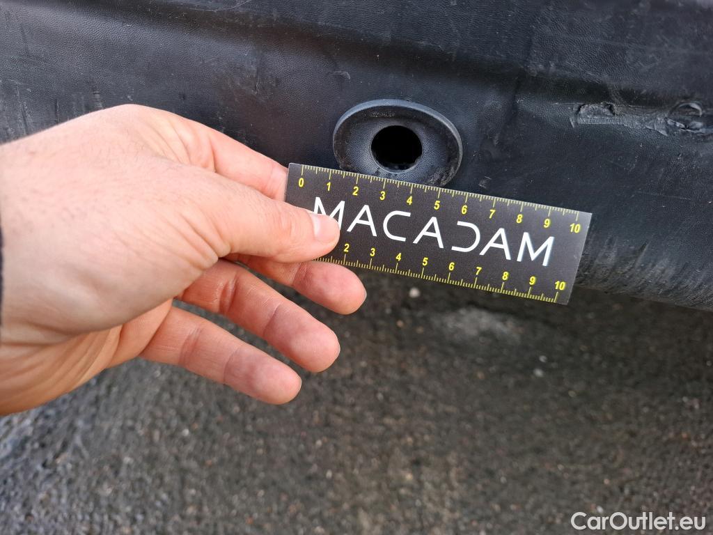  Opel  Movano  B Fourgon/Combi Fourgon Moyen L2H2 3 5t turbo 135CV BVM6 E6dT #117