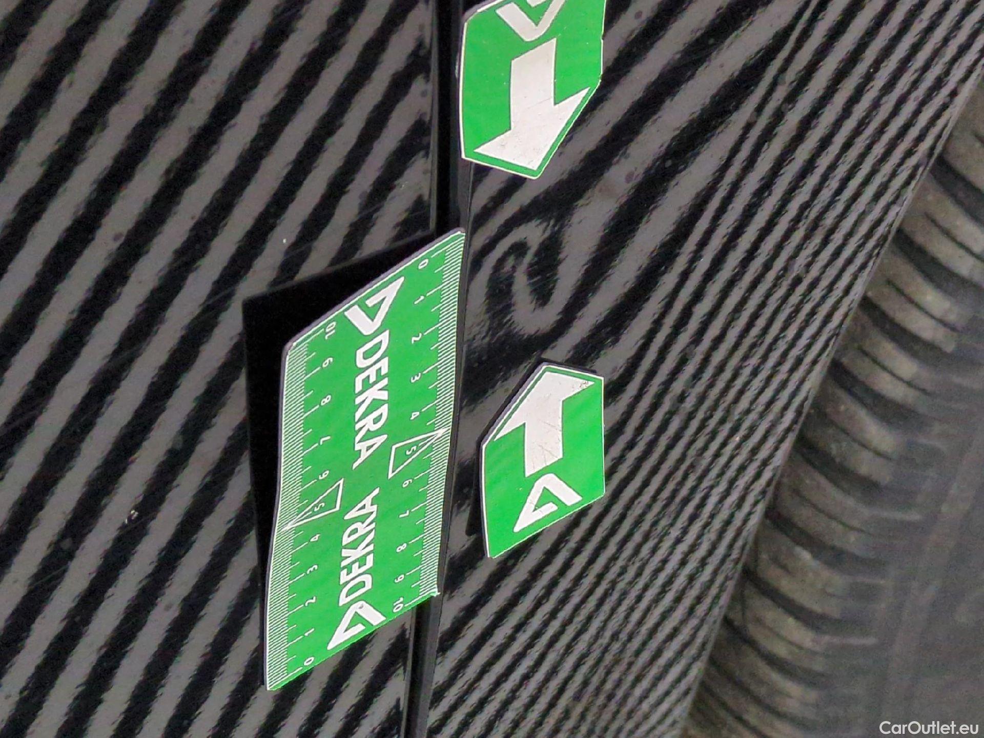  Citroen  Berlingo  Fourgon Club M 1000 1.5 BlueHDi 130CV BVA8 E6dT #30