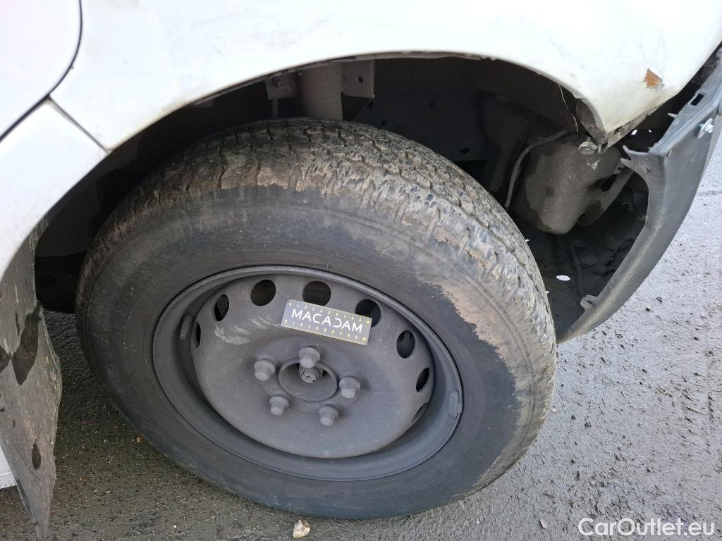  Opel  Movano  B Fourgon/Combi Fourgon Moyen L2H2 3 5t turbo 135CV BVM6 E6dT #139