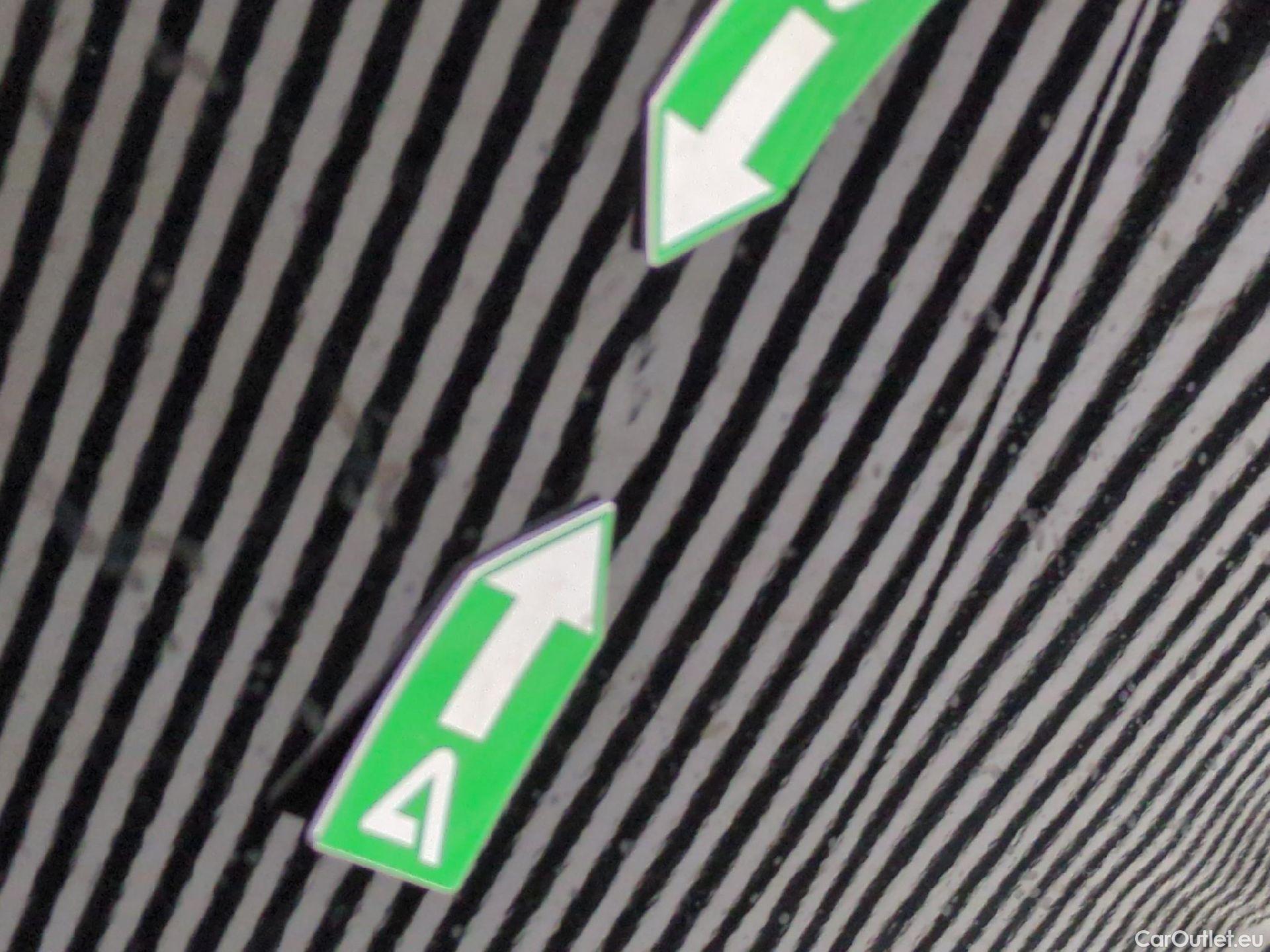  Citroen  Berlingo  Fourgon Club M 1000 1.5 BlueHDi 130CV BVA8 E6dT #38