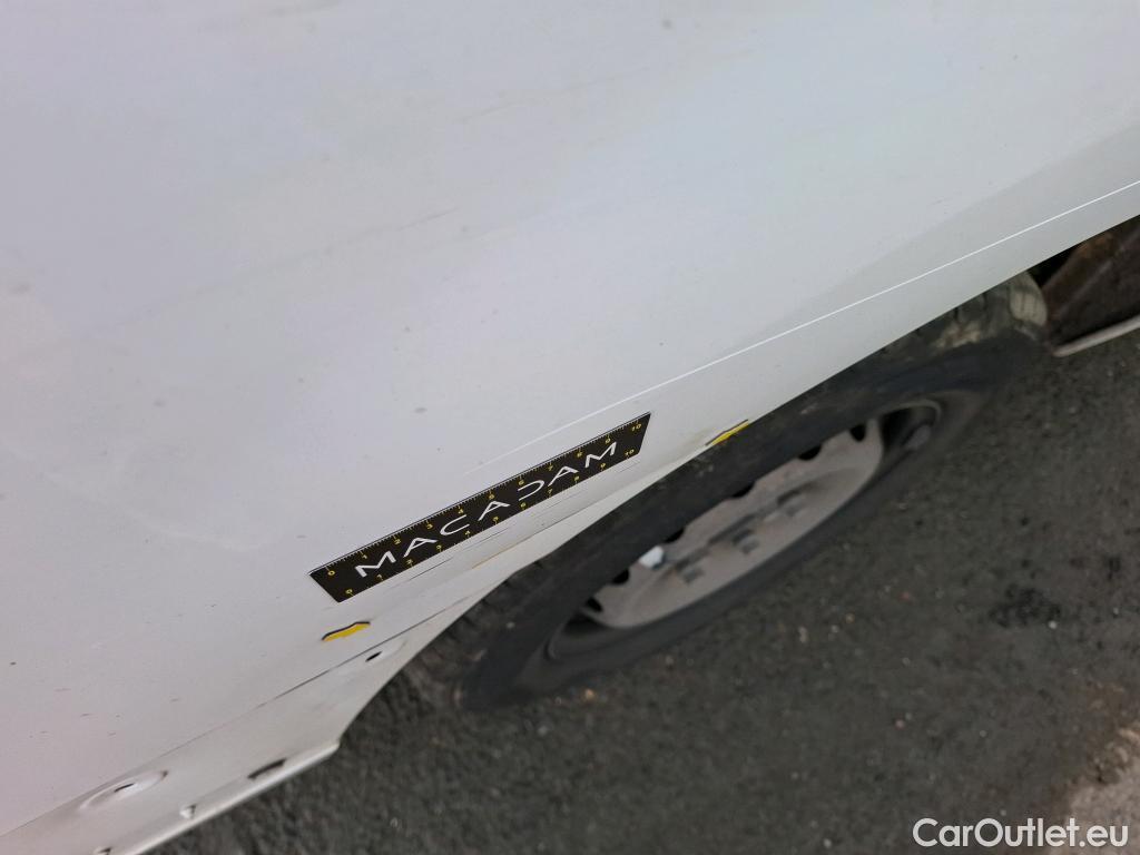  Opel  Movano  B Fourgon/Combi Fourgon Moyen L2H2 3 5t turbo 135CV BVM6 E6dT #13