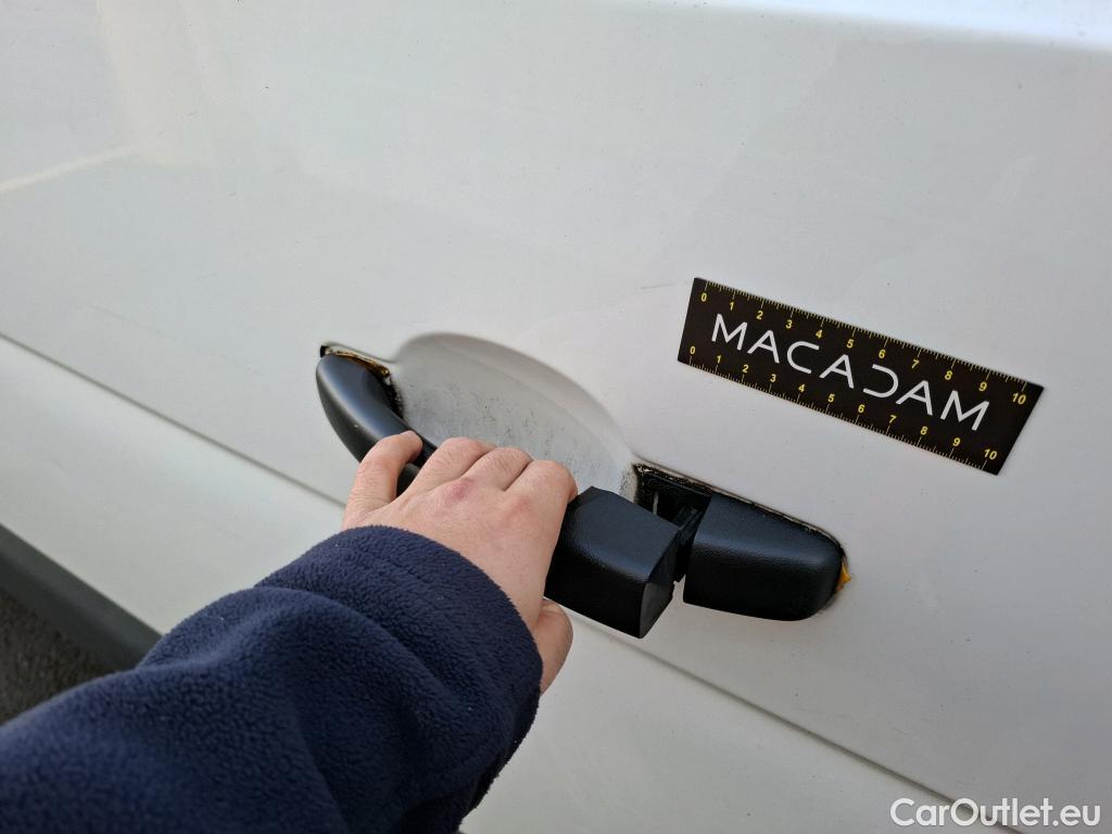  Opel  Movano  B Fourgon/Combi Fourgon Moyen L2H2 3 5t turbo 135CV BVM6 E6dT #146