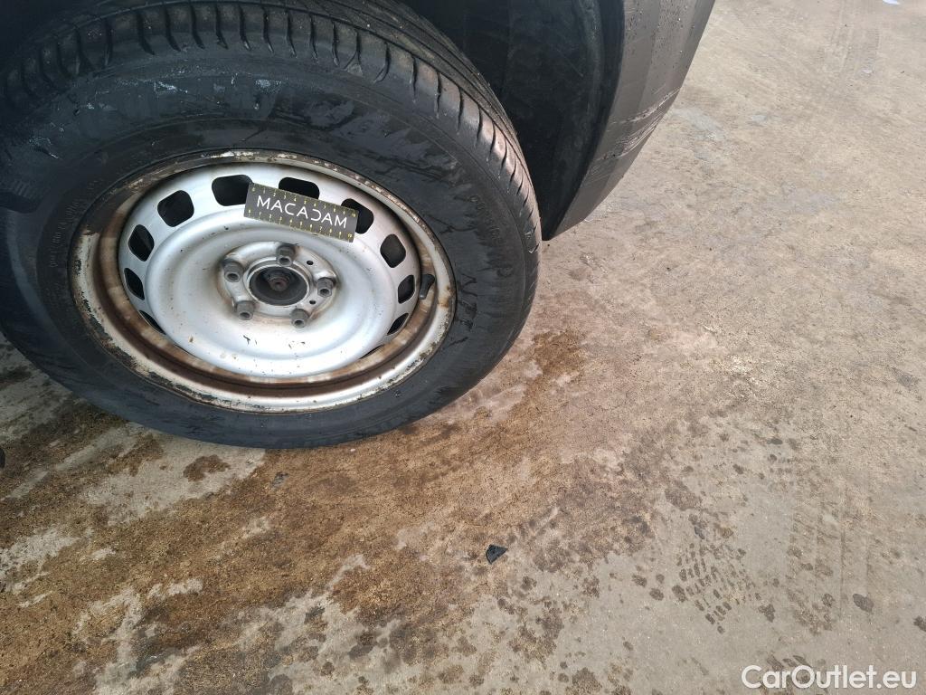  Citroen  Berlingo  Fourgon Club M 650 1.5 BlueHDi 75CV BVM5 E6dT #35