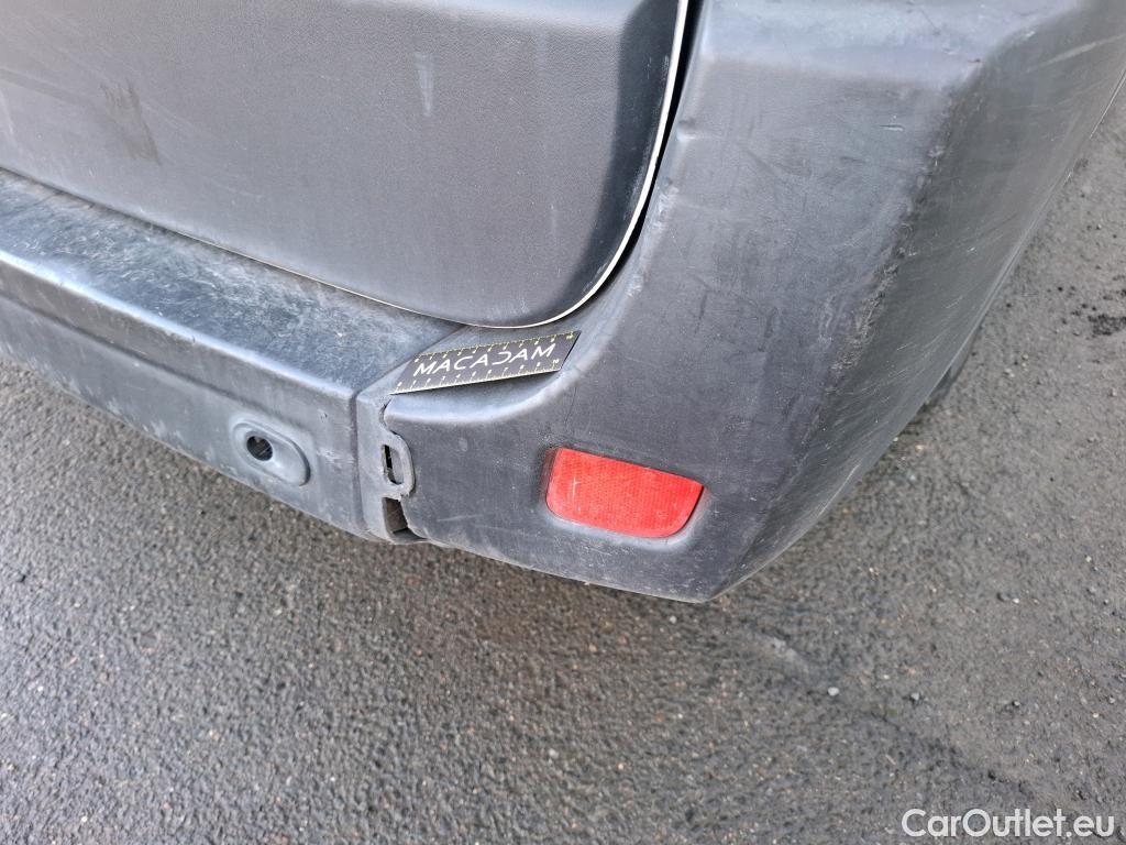  Opel  Movano  B Fourgon/Combi Fourgon Moyen L2H2 3 5t turbo 135CV BVM6 E6dT #131