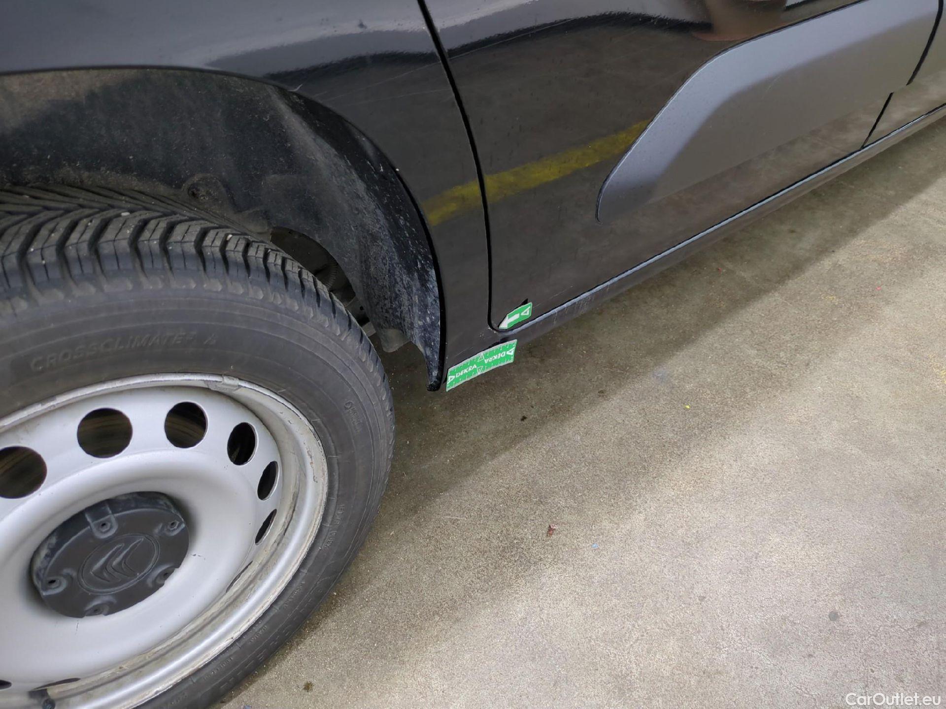  Citroen  Berlingo  Fourgon Club M 1000 1.5 BlueHDi 130CV BVA8 E6dT #45