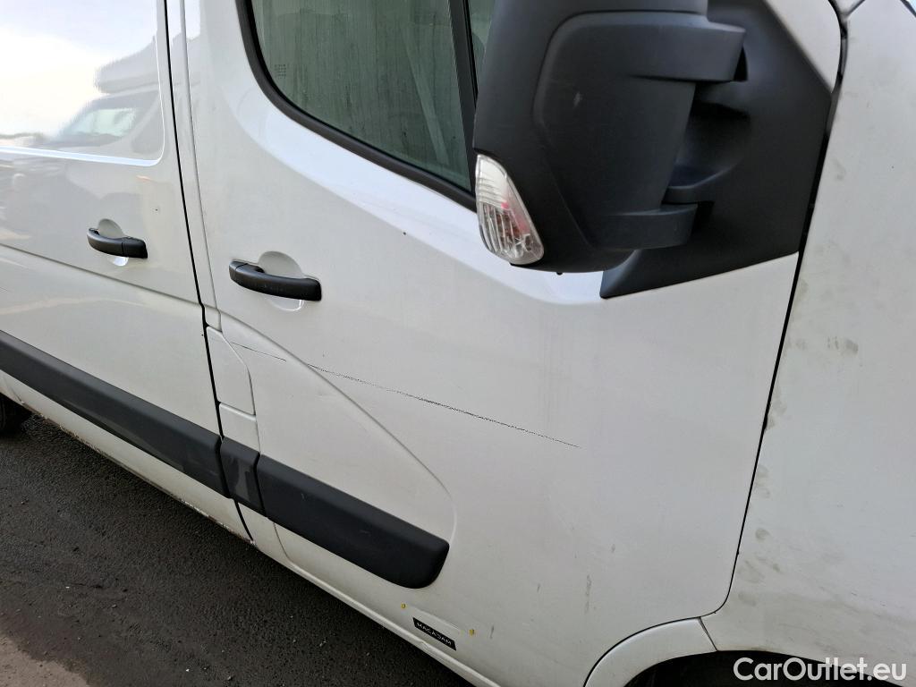  Opel  Movano  B Fourgon/Combi Fourgon Moyen L2H2 3 5t turbo 135CV BVM6 E6dT #55