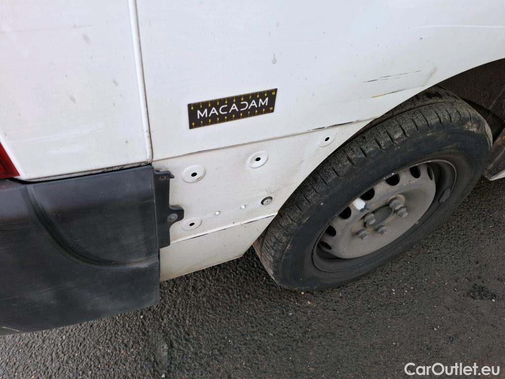  Opel  Movano  B Fourgon/Combi Fourgon Moyen L2H2 3 5t turbo 135CV BVM6 E6dT #99