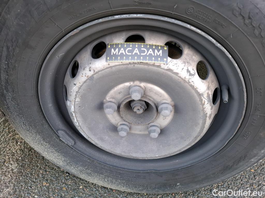  Opel  Movano  B Fourgon/Combi Fourgon Moyen L2H2 3 5t turbo 135CV BVM6 E6dT #134