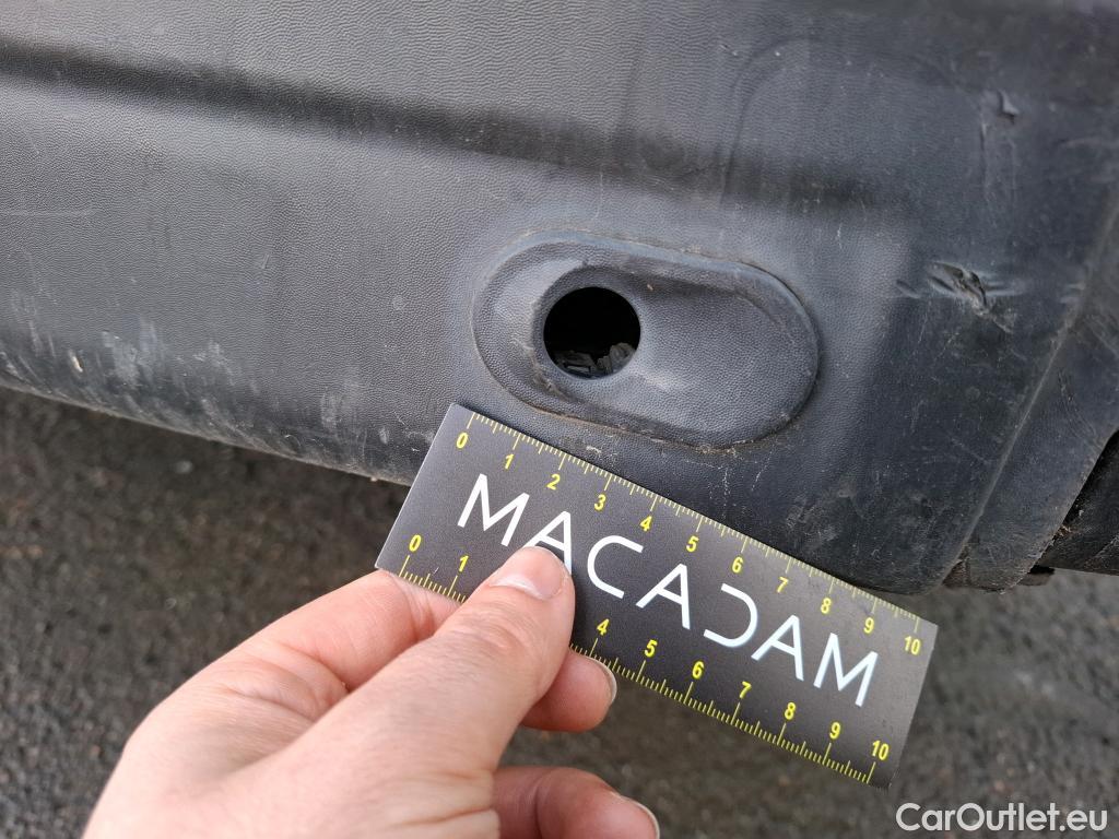  Opel  Movano  B Fourgon/Combi Fourgon Moyen L2H2 3 5t turbo 135CV BVM6 E6dT #115