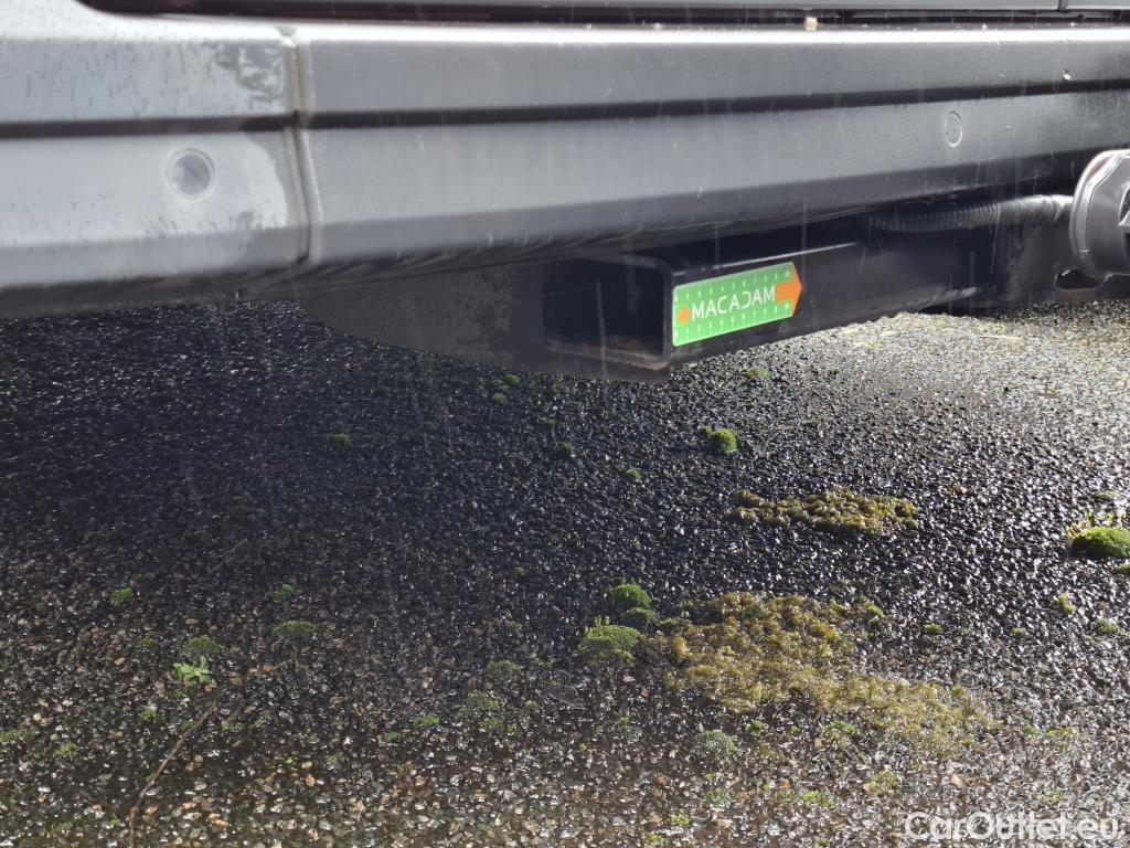  Volkswagen  Crafter  Fourgon Fourgon 35 mittlerer Radstand mit Hochdach FWD 2.0 140CV BVM6 #14