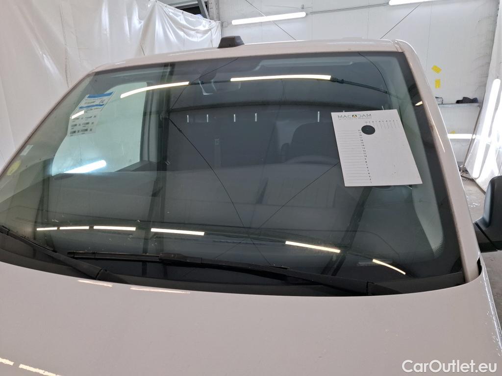  Volkswagen  Transporter VOLKSWAGEN  / 2019 / 4P / Fourgon tôlé 2.0 TDi 150 4MO L1H1 Business Line #3